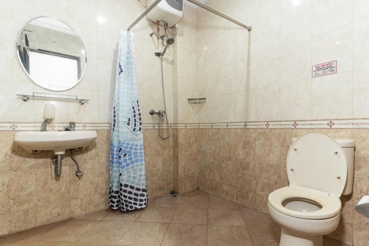 Reddoorz Near Bahu Mall Manado Malalayang Zewnętrze zdjęcie