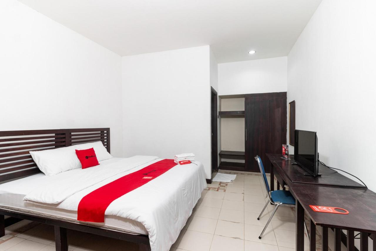 Reddoorz Near Bahu Mall Manado Malalayang Zewnętrze zdjęcie